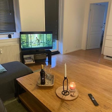 2 Bedroom Apartment Near The Sea Тисвилделейе Екстериор снимка