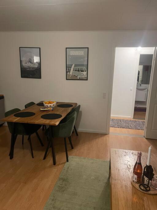 2 Bedroom Apartment Near The Sea Тисвилделейе Екстериор снимка