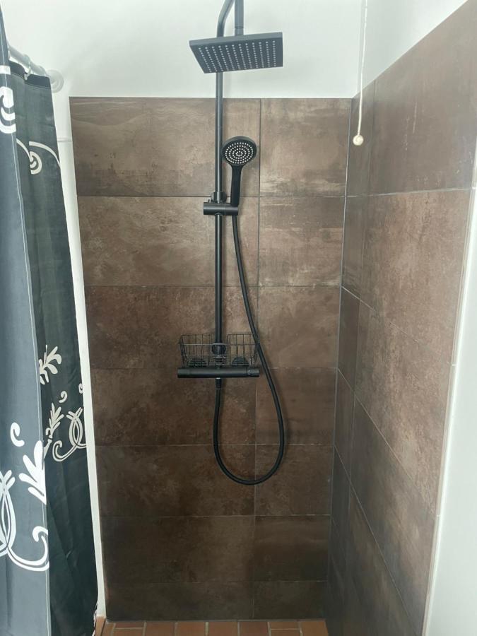 2 Bedroom Apartment Near The Sea Тисвилделейе Екстериор снимка